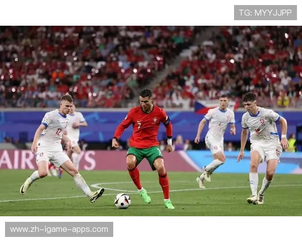 C罗牵头发起冬季救助计划，社会影响再次放大